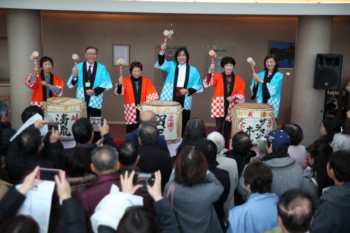 サラマンカホールにて鏡開きを開催!