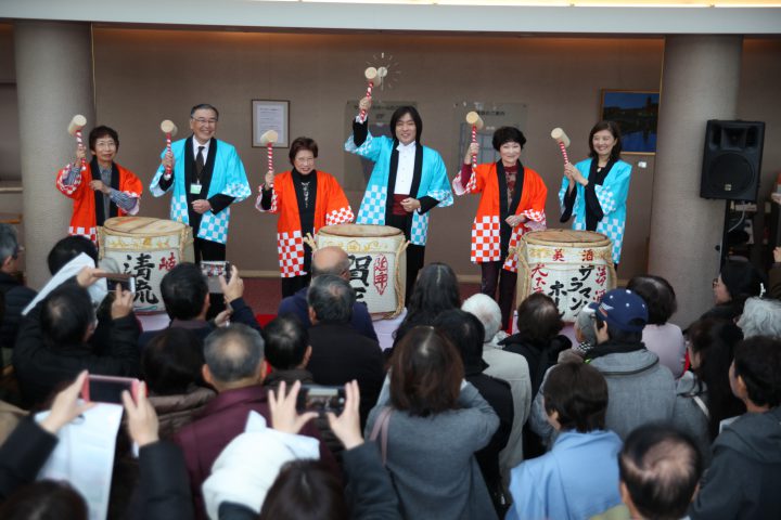 サラマンカホールにて鏡開きを開催！